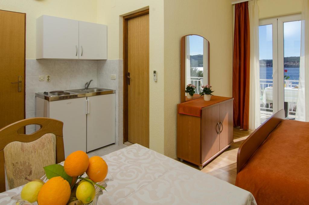 Bed & Breakfast Villa Vrgorac 奥瑞比克 客房 照片