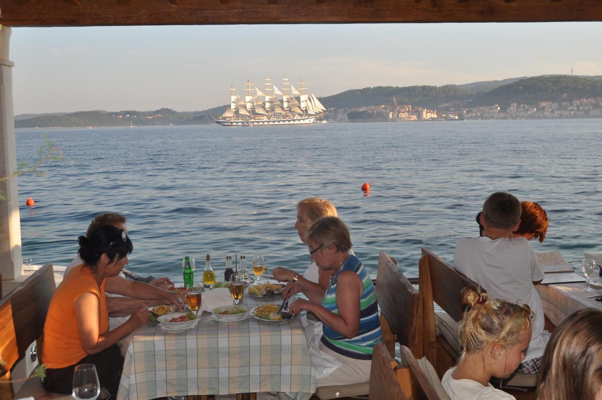 Bed & Breakfast Villa Vrgorac 奥瑞比克 外观 照片