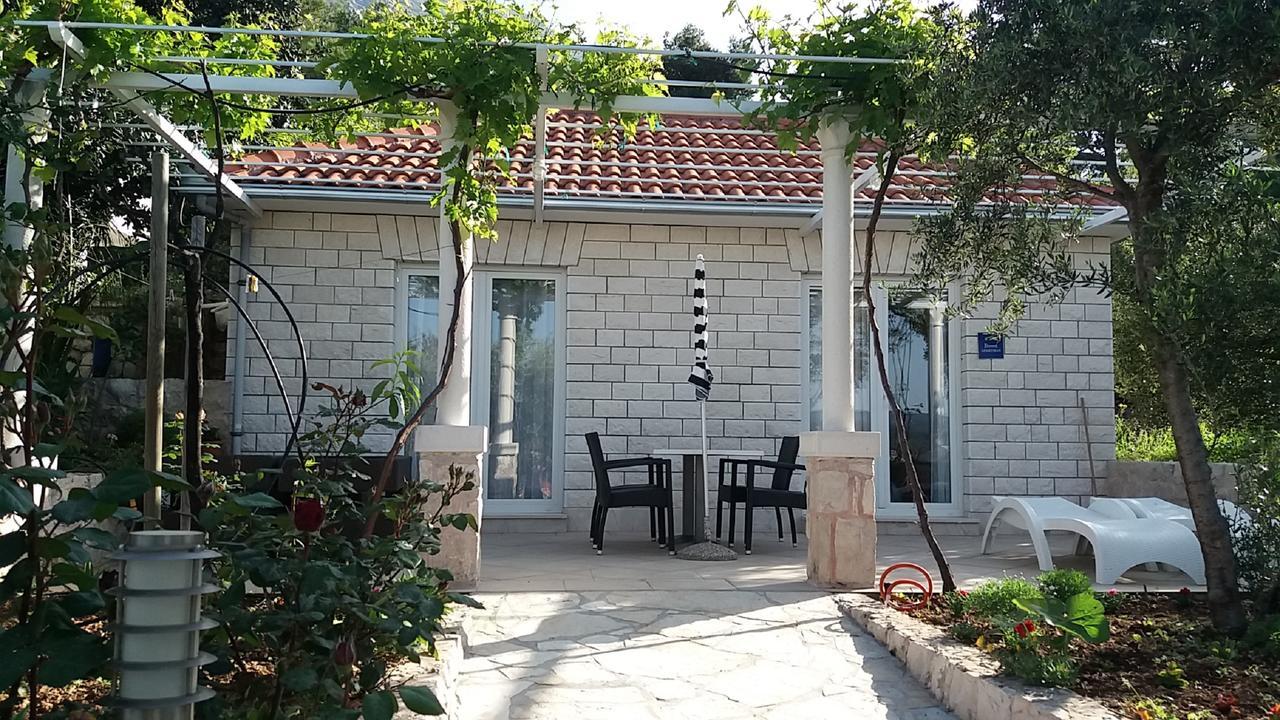 Bed & Breakfast Villa Vrgorac 奥瑞比克 外观 照片